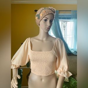 CUTE NWT BCBGENERATION OFF THE SHOULDER CROP TOP Puff Sleeve Size Medium